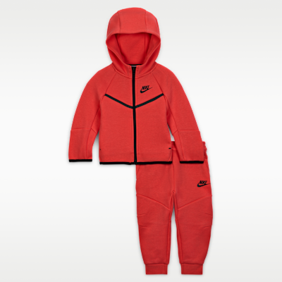 Nike Sportswear Baby Tech Fleece 2-Piece Full-Zip Set. Nike.com